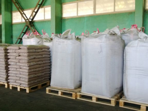 Интересуют сосновые пеллеты А2 6 мм кофейного цвета, биг бэг т 15 кг грн.1