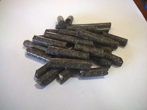 Продам топливные пеллеты из лузги подсолнечника грн.2500