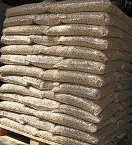 Интересуют пеллеты древесные 6-8мм, 15 кг мешок, CIF грн.1