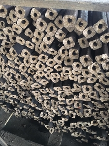 Продам деревний брикет типу pini-key з сировини твердих порід грн.110