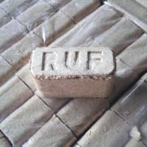 Интересуют древесные брикеты Нельсон, Пини Кей, Руф, FCA грн.1