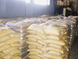 Интересует пеллета древесная 6мм, 15 кг пакет грн.1