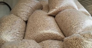 Пеллеты древесные в 15 кг мешках, DAP грн.110