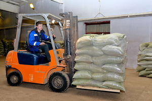 Пеллеты А1 8мм, 50т в мес,  37-40 кг мешок грн.6000