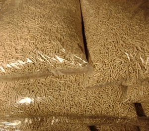 Предлагаем пеллеты 6 мм в мешках по 15 кг грн.1