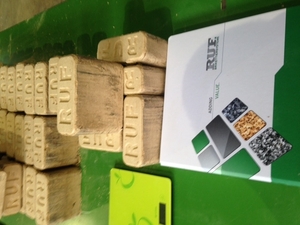 Продаем брикеты RUF, 100% дуб грн.0