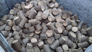 Брикет НЕСТРО из сосны и дуба грн.3100