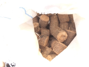 Брикеты топливные из опилок твёрдых пород дерева Нестро грн.0