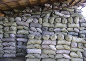 Предлагаем древесный уголь твердых пород грн.8600