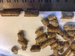 Продаём древесные пеллеты грн.1