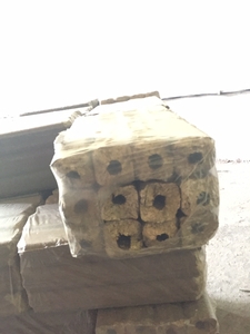 Продам Pini Kay з смерекової тирси грн.120