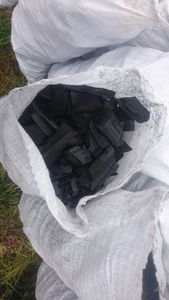 Продаем древесный уголь твердых пород древесины грн.7500