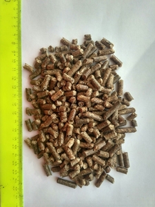 Пеллеты белые, темные грн.390