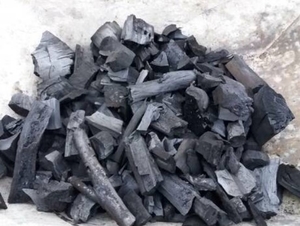 Древесный уголь по хорошей цене грн.0