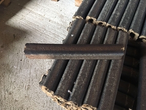 Продам брикеты Pini Kay грн.110