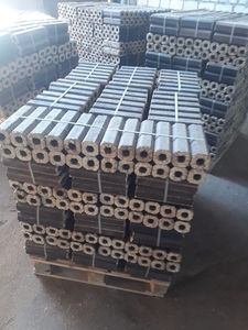 Pini Kay  Briketts грн.123