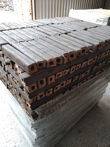 Продам брикети Pinikay грн.3000