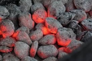 Продаем древесноугольный брикет Pini Kay грн.450