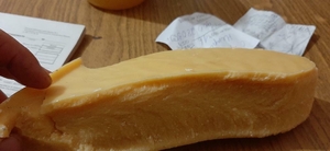 Предлагаем воск подсолнечный грн.5