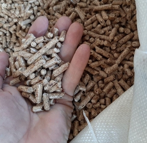 Производитель древесных топливных гранул А2 грн.1