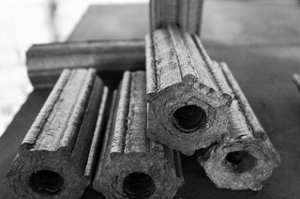 Уголь древесный в брикетах пини кей и европодушка. грн.0