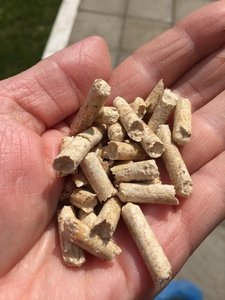 Древесные пеллеты хвойных пород, 6 мм грн.72