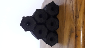 Древесно-угольный брикет пини кей Pini-Key (Древесный уголь) грн.1