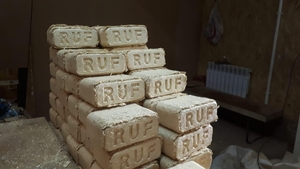 Брикеты RUF из древесных опилок грн.4500