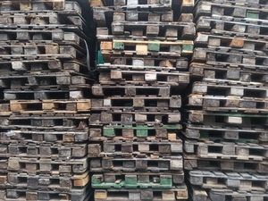 Поддоны на дрова. Цена 10 грн/штуку. грн.10