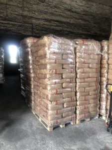 Предлагаем древесный уголь крупной фракции грн.0