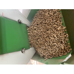 Продам деревні пеллети А1, 6 мм, FCA Овруч