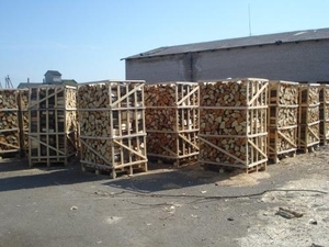 Поизводим колотые дрова твердолиственных пород (дуб, ясень, граб) грн.0