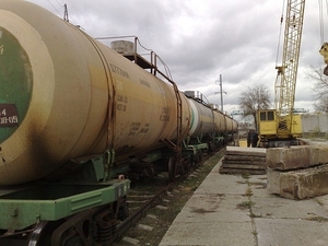 Продам  ж/д цистерны 15-1408, 15-1440,  б/у  54 куб. м.   75-84 год грн.0
