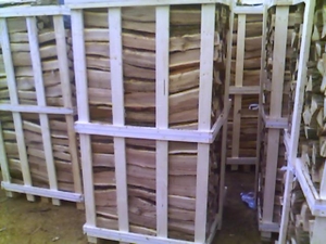 Продам дрова колоті дуба, граба, ясеня грн.0