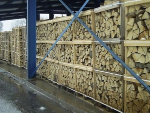 Производим и реализуем на экспорт дрова колотые. грн.0