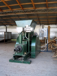 Продаем пресса для изготовления брикетов (биотоплива) из опилок грн.