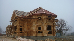 Деревянные дома из оцилиндрованного бревна грн.0