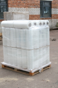 Стрейч пленка для ручного и машинного палетирования грн.0