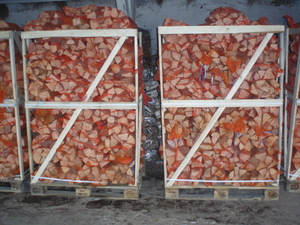 Продам колотые грабовые дрова в сетках грн.0