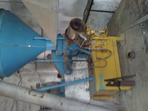 Продается пресс шнековый брикетный.      грн.0