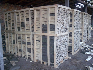 Продам дрова колотые на експорт грн.0
